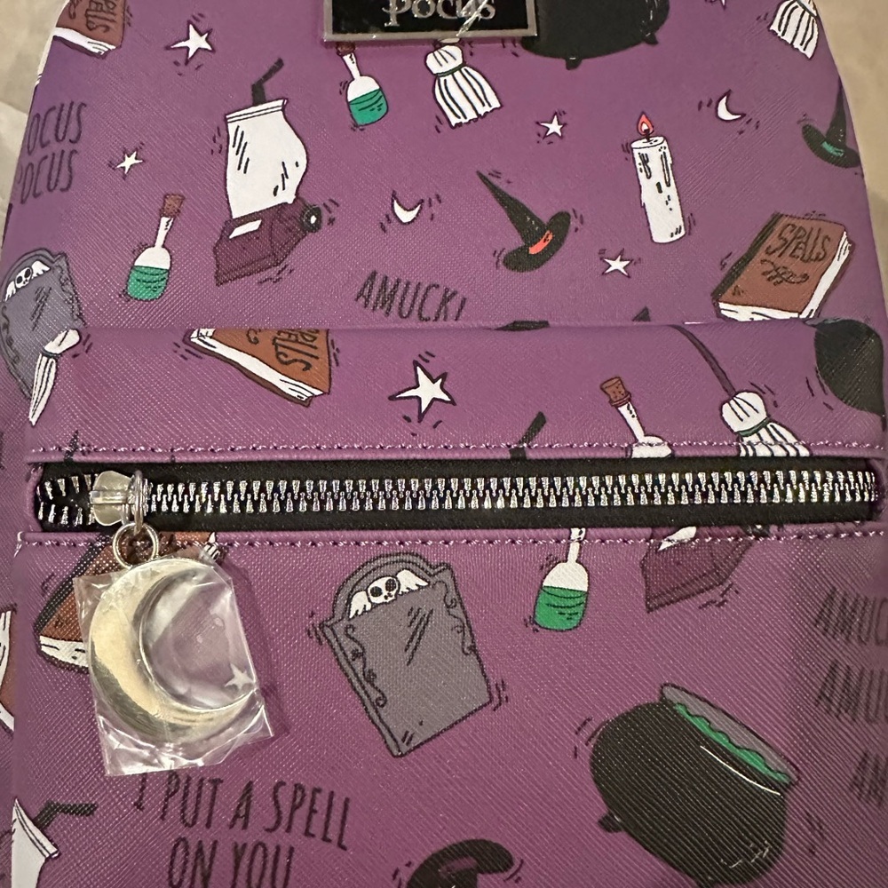 Disney Bioworld Purple Hocus Pocus Themed Backpack NWT - Picture 9 of 13